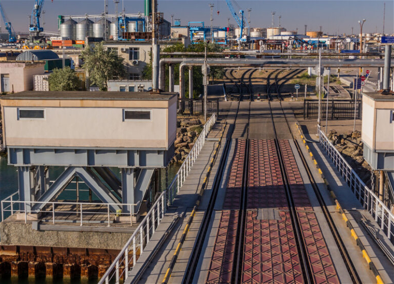 Bridge over turbulent waters: why the key to East-West transit is now in Baku
