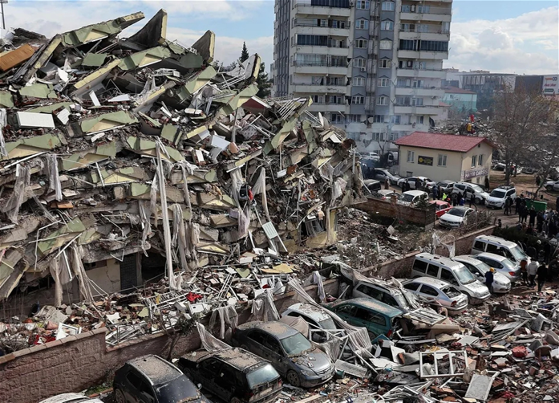 Number of earthquake victims in Venezuela rises almost to 5 thousand.