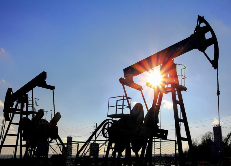 Price of Azerbaijani oil approaches 103 dollars