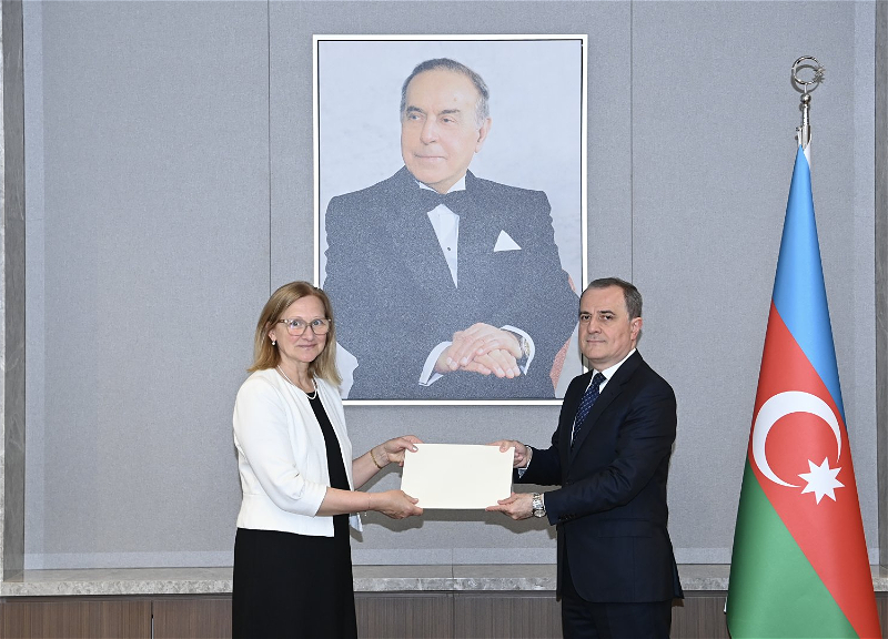 New ambassador of Estonia presents copies of credentials to Azerbaijan's foreign minister - PHOTO