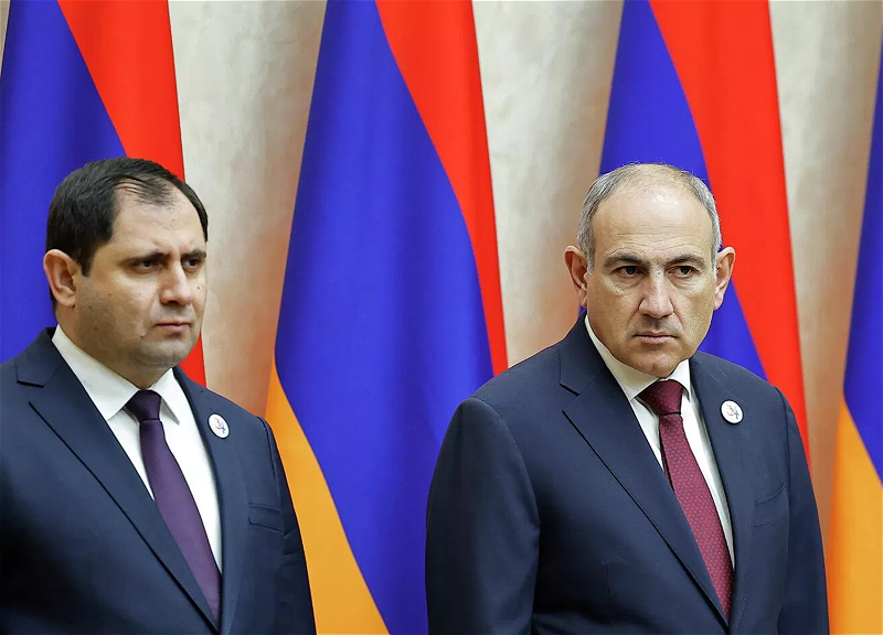 Media: Pashinyan dissatisfied with the work of Armenia's defense minister