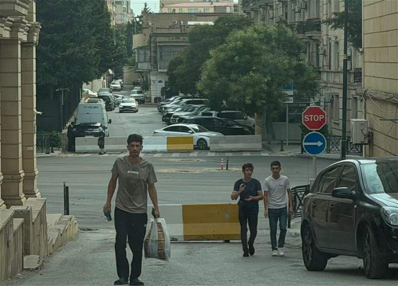 Улицу Шихали Гурбанова в Баку не открыли в обещанный срок