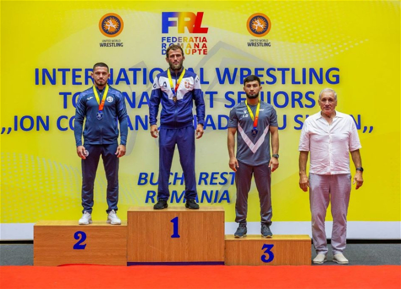 Azerbaijani wrestlers win 5 medals in Bucharest