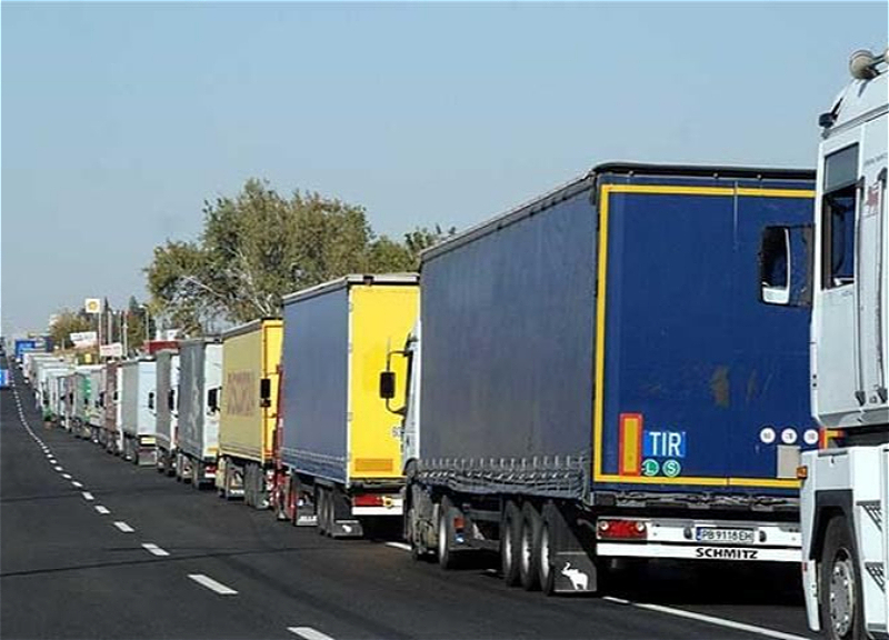 Measures are being taken on the Azerbaijani-Georgian border to eliminate the buildup of trucks