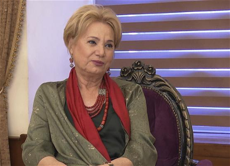 Xalq artistini maşın vurub, vəziyyəti ağırdır