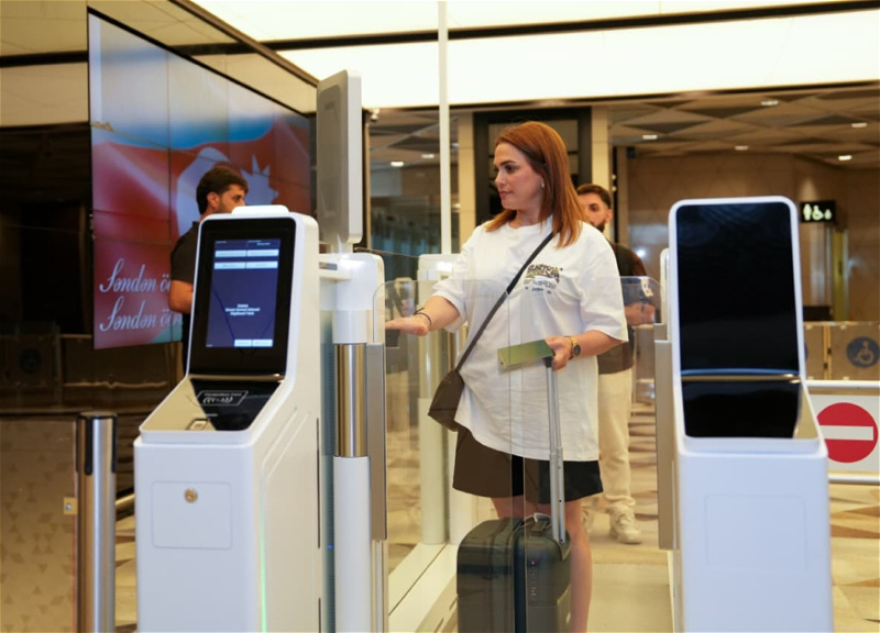Electronic border control begins operating at Baku airport - PHOTO
