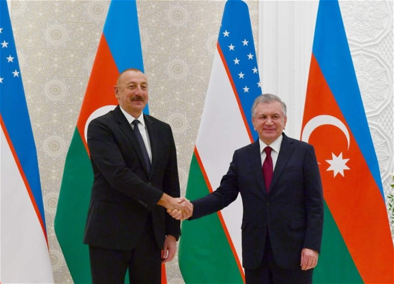 İlham Əliyev Şavkat Mirziyoyevi təbrik etdi