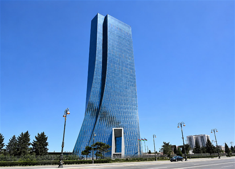 AMB ödəniş bazarında fəaliyyət göstərən iki şirkəti cərimələyib