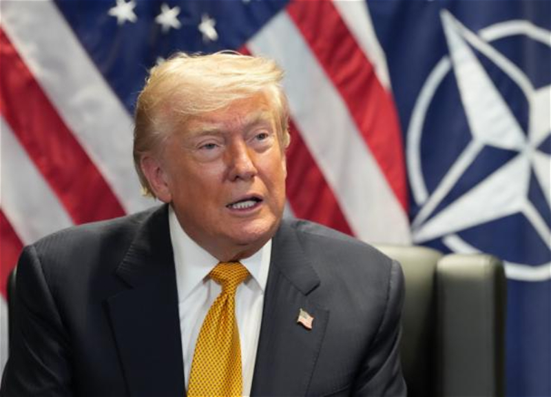 Trump calls CNN journalist a "very stupid and unhappy" woman