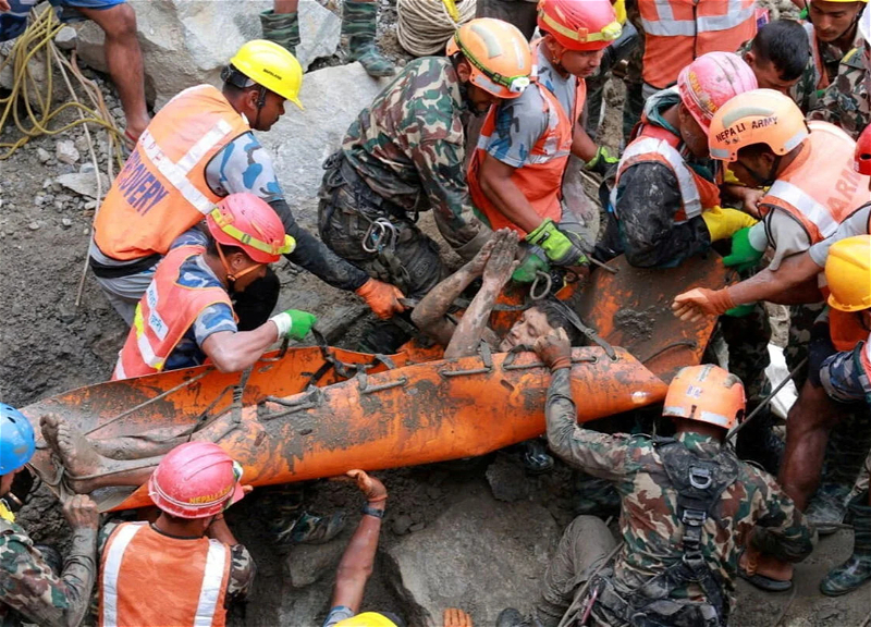 Death toll from flooding in Nepal approaches 1,400
