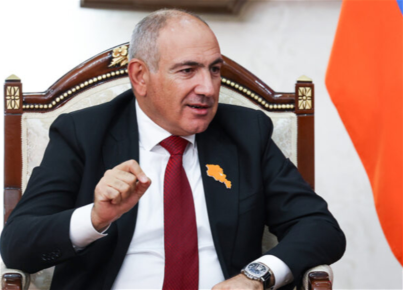 Pashinyan cannot do without the Russian language - Putin's adviser