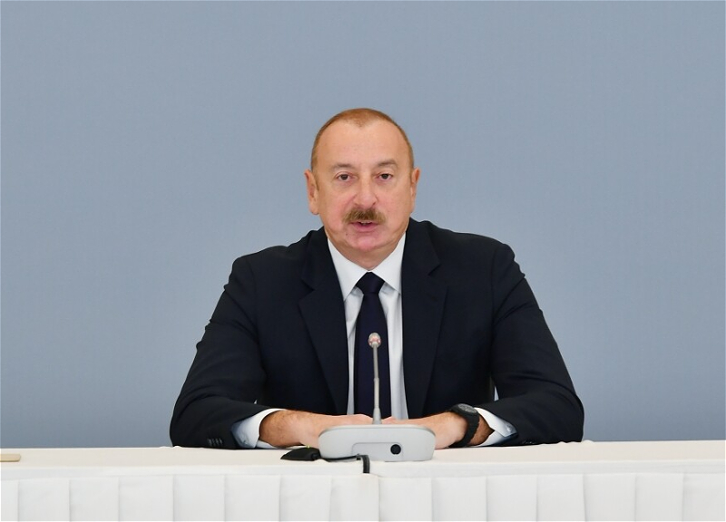 Ильхам Алиев направил обращение участникам II Азербайджанского инвестиционного форума