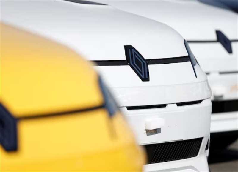 Renault to invest more than 10 billion euros in France