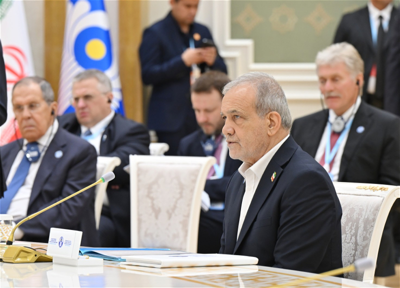 Iran's president proposes creating a "CIS+1" format