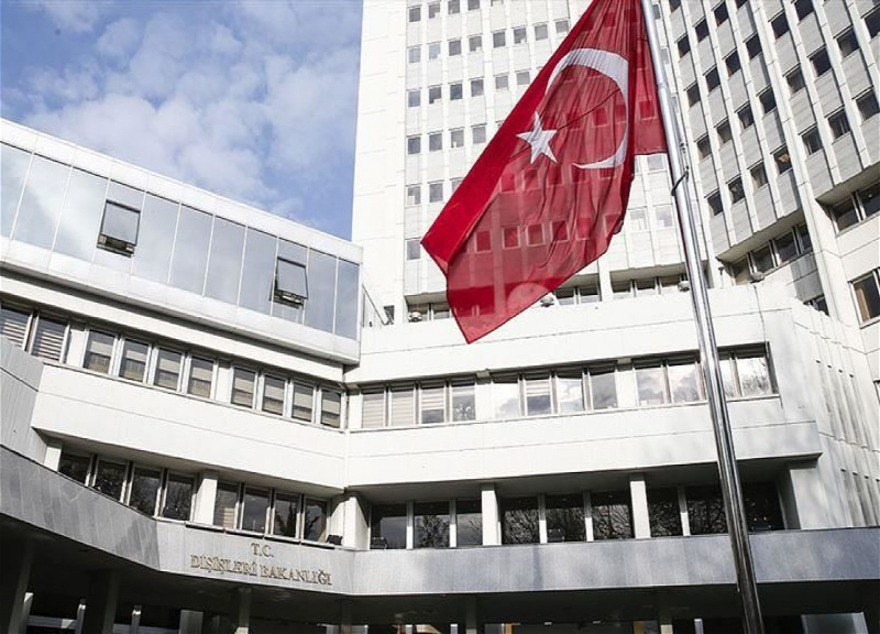 Foreign Ministry: Turkey condemns Houthi attack on Riyadh airport - PHOTO