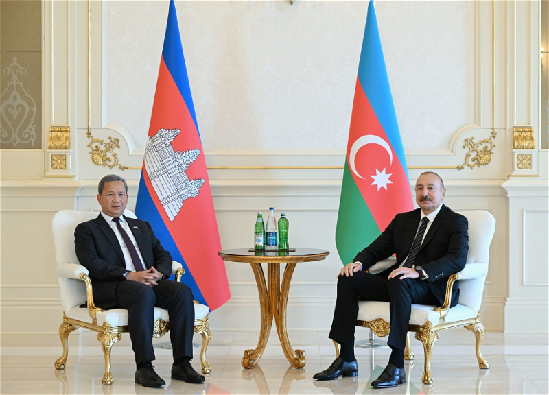 President of Azerbaijan Ilham Aliyev held limited-format meeting with Prime Minister of Cambodia - PHOTO