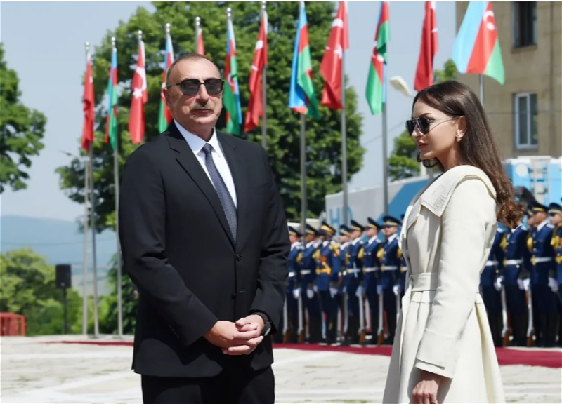 Milli Məclis İlham Əliyev və Mehriban Əliyevaya təbrik məktubları ünvanlayıb