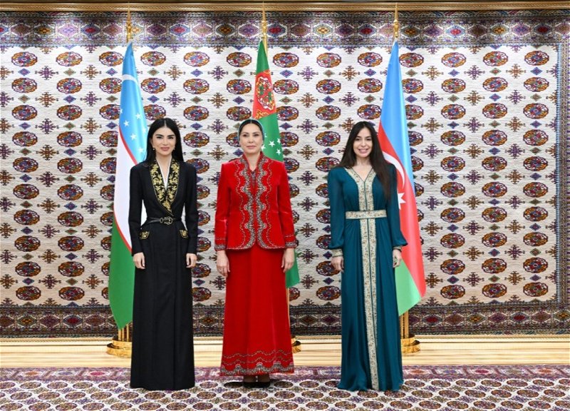 Aşqabadda Leyla Əliyevanın, Oğulcahan Atabayevanın və Saida Mirziyoyevanın üçtərəfli görüşü olub - FOTO
