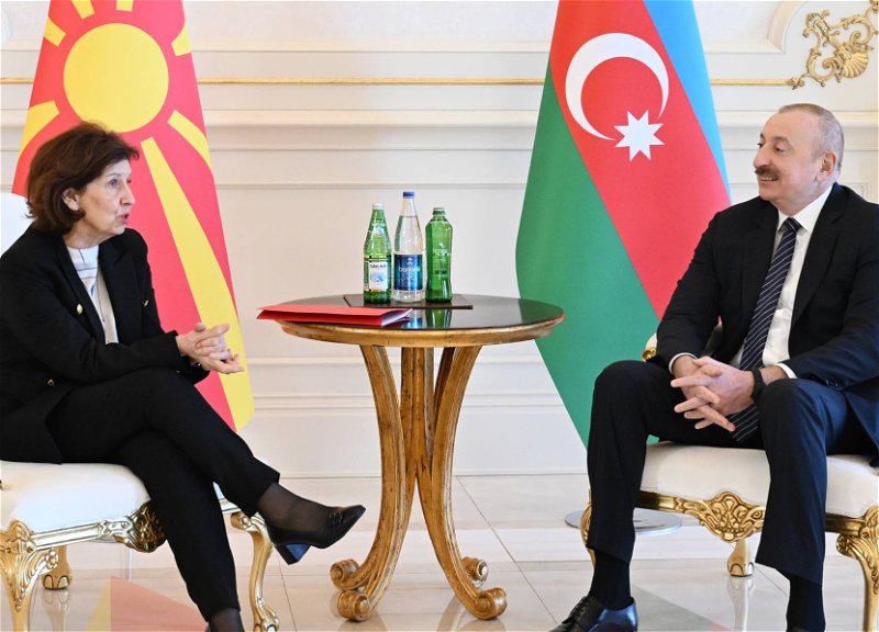 Şimali Makedoniya Prezidenti İlham Əliyevə zəng edib