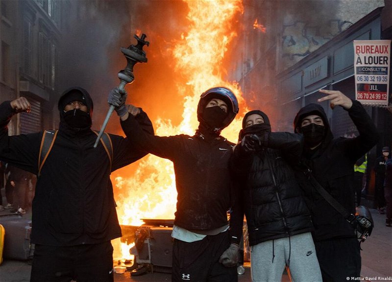 Number of those detained after riots in France reaches 2,700