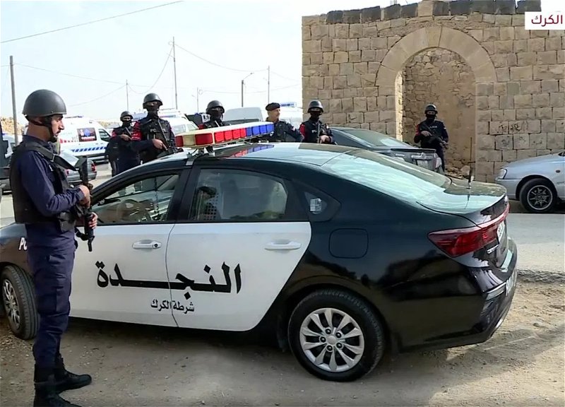 Shooting at churchgoers in a church in Jordan: there are dead and wounded