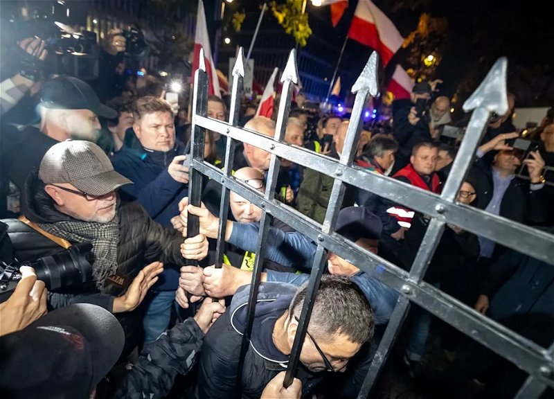 Press secretary of Poland's president declares a "violation of his immunity"