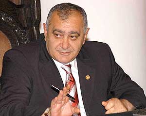 Скончался премьер-министр Армении