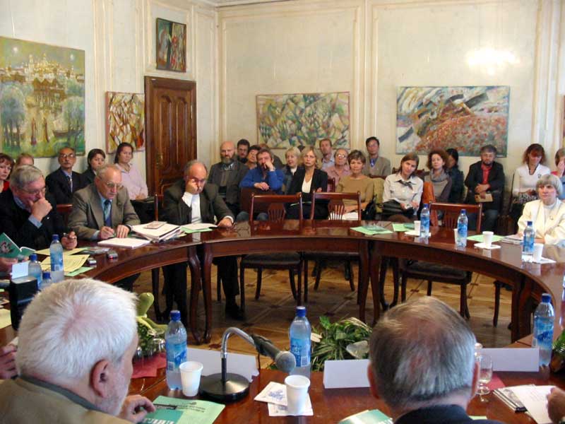 В Азербайджане прошел «круглый стол», посвященный организации свободных экономических зон