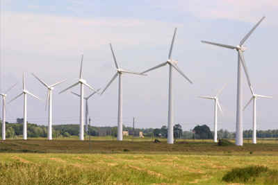 Первая ветряная электростанция в Азербайджане будет введена в строй в мае