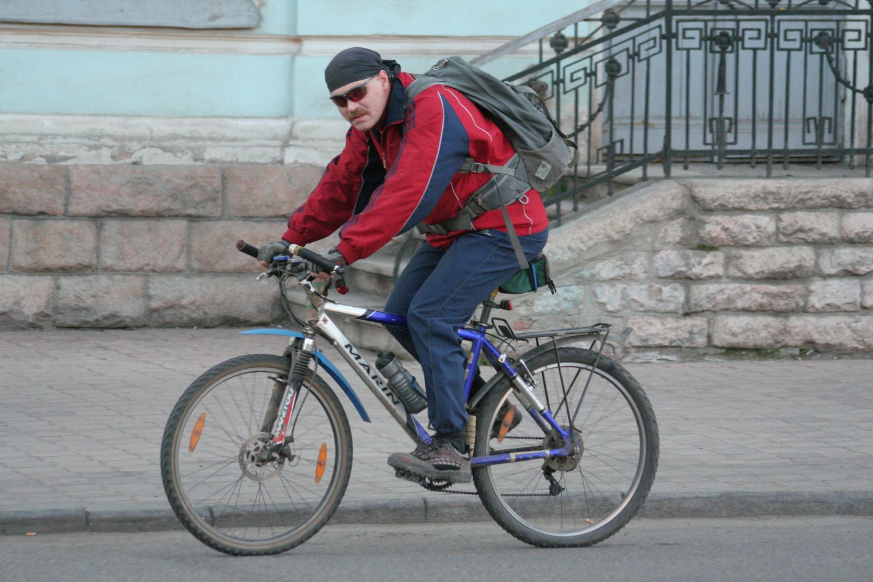 В Азербайджан прибыл путешественник, объехавший мир на велосипеде