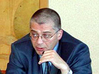 Араз Азимов проводит консультации в Москве