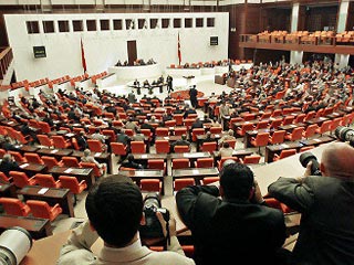 Парламент Турции проголосует по поправкам в конституцию