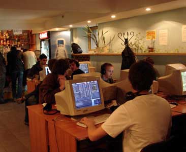 В Азербайджане 829,1 тыс. человек пользуются Интернетом