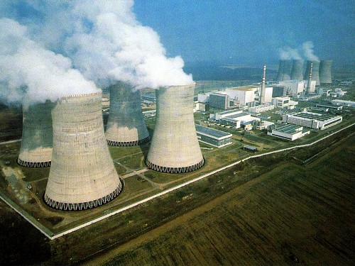 В Азербайджане возможно строительство атомной электростанции