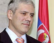 Сербию ожидают очень трудные дни, полагает президент Тадич