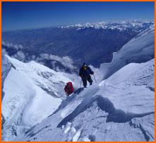 Азербайджанские альпинисты отправились на Эльбрус