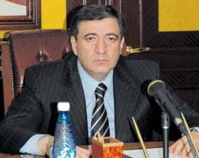 Председатель налоговой администрации Украины находится с визитом в Баку