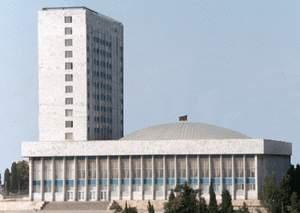 Парламент должен обсудить карабахский вопрос