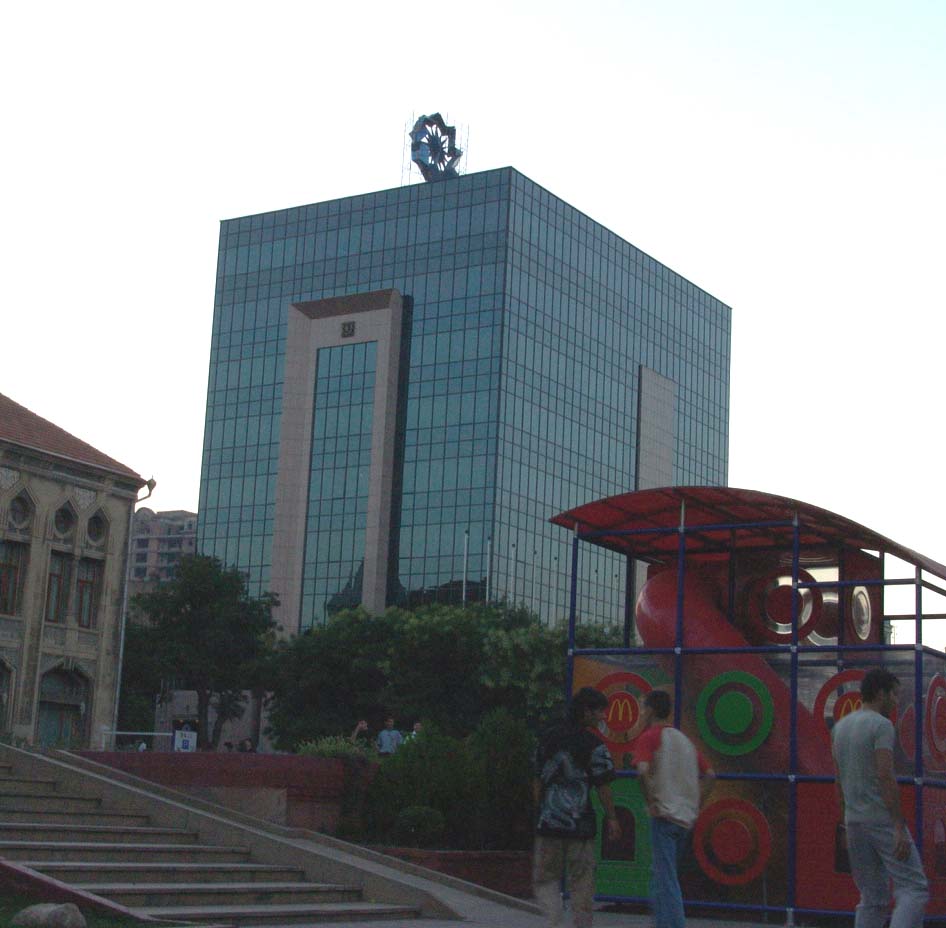 Международный банк Азербайджана выбрал аудиторов на 2007 год