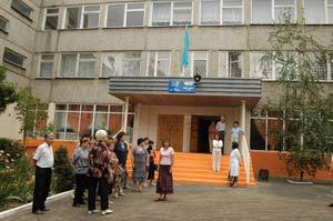 В Швейцарии открыта первая азербайджанская школа