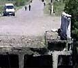 В столице Казахстана рухнул недостроенный пешеходный мост, погиб рабочий