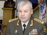 Министр обороны совершит визит в Казахстан