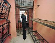 В Азизбековском районе задержана женщина, совершившая кражу