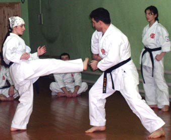 В Баку проходят чемпионат и семинары по каратэ-до