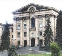 В парламенте Армении пройдут слушания по военной доктрине