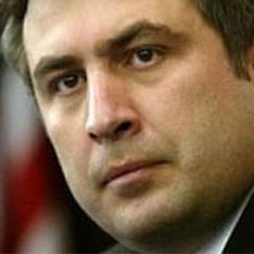 Оппозиция обвинила Михаила Саакашвили в использовании государственных привилегий