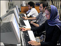 В Иране в рамках борьбы с безнравственностью закрыли 24 интернет-кафе
