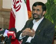 Ахмади-Неджад сообщил о капитуляции Америки