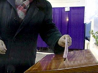 На парламентских выборах в Киргизии лидирует партия \"Ак-Жол\"