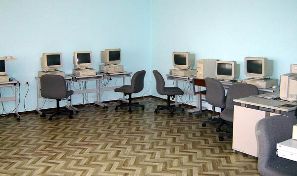 За два года в Азербайджане было создано 1722 компьютерных класса